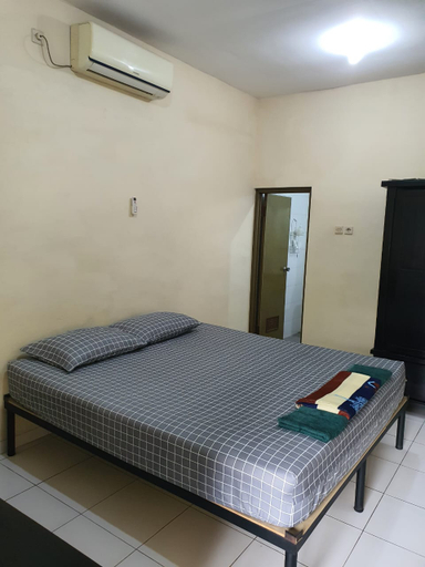 Bedroom 2, Taman Paradise Homestay, Surabaya
