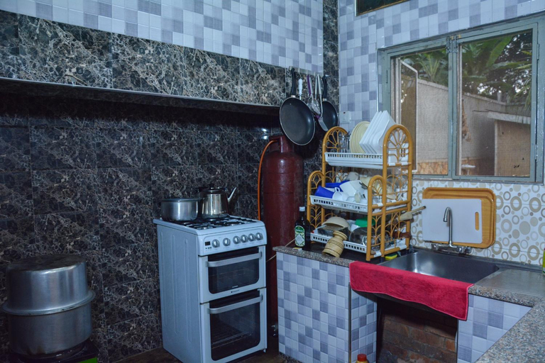 Others 5, SamWeb Bed and Breakfast, Jinja