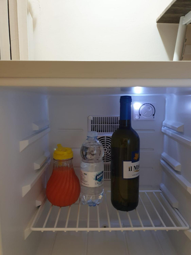 Food & Drinks