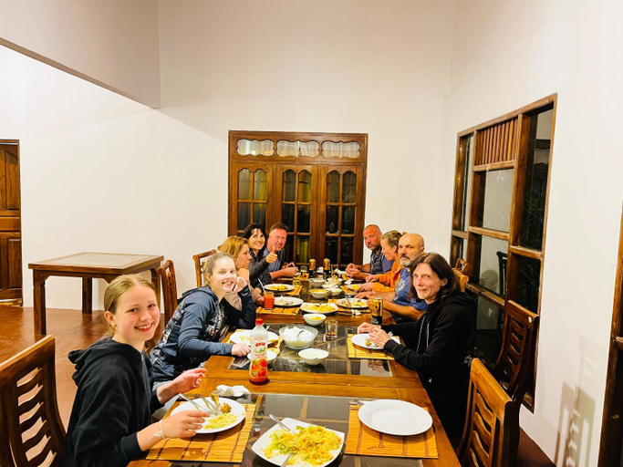 Others 5, travellers nest inn, Nuwara Eliya