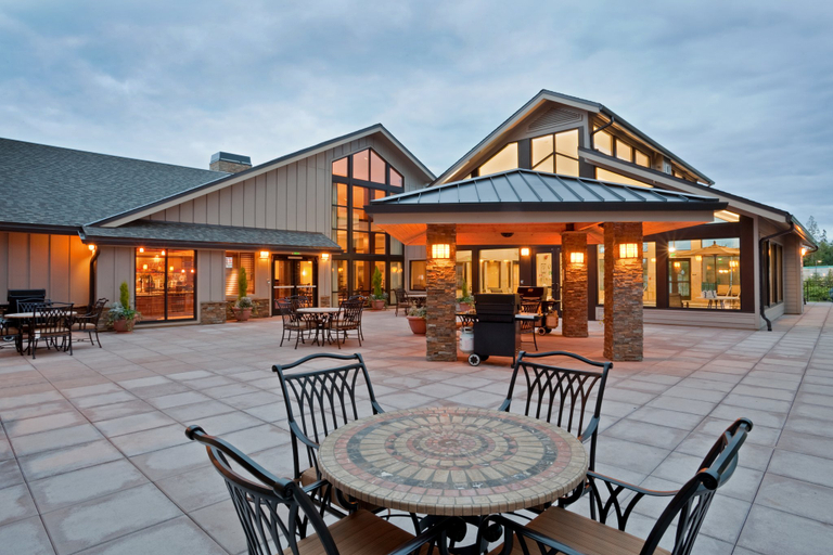 Exterior & Views 2, Staybridge Suites EVERETT - PAINE FIELD, Snohomish