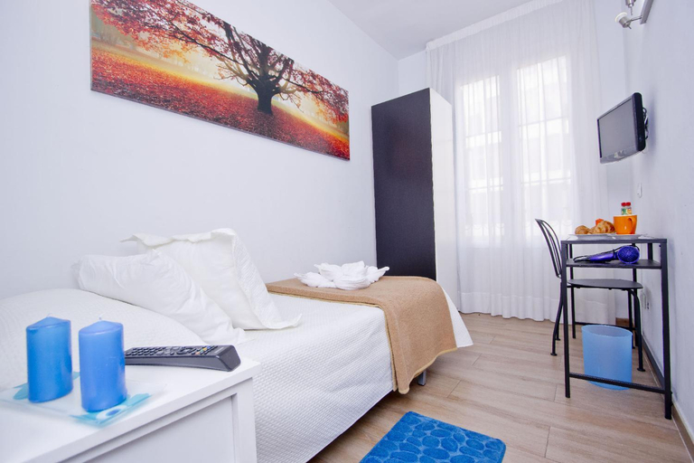 Bedroom 4, Barcelona City Hotel, Barcelona