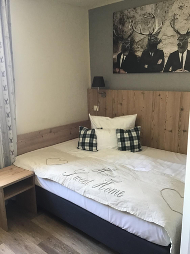 Bedroom 3, Ehringer Hof, Mühldorf am Inn