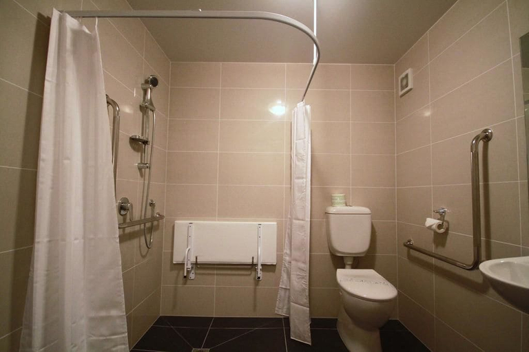 Bathroom 3, Vita Nova Motel, Christchurch