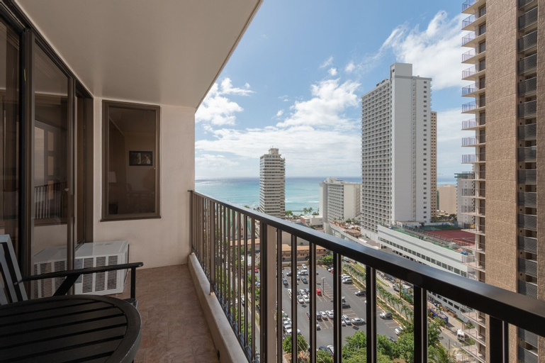 High Level Waikiki Condo - Enjoy Ocean Views From Your Private Lanai! by Koko Resort Vacation Rentals, Honolulu