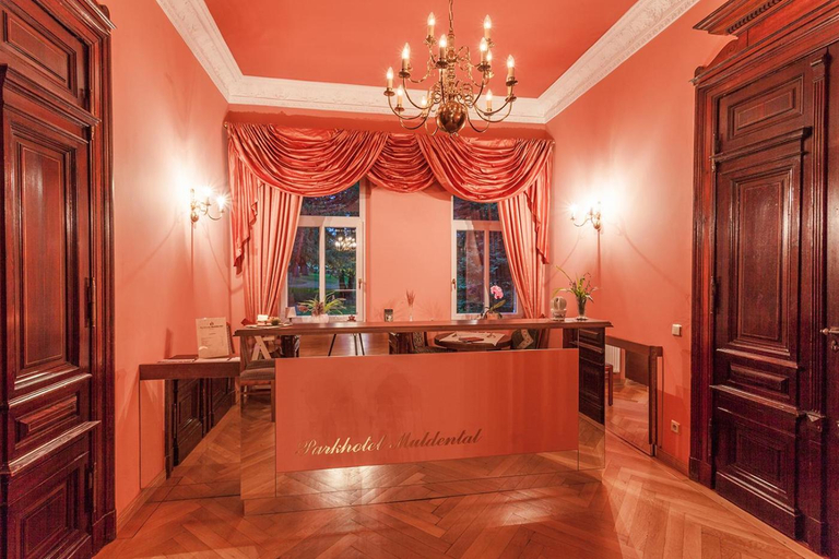 Public Area, Parkhotel Muldental, Leipzig
