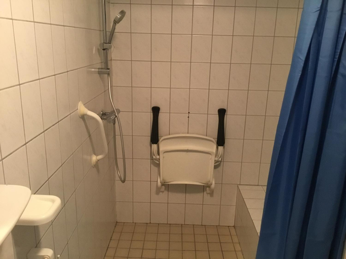 Others 5, B&B Op 't Eikenschoor, Cranendonck