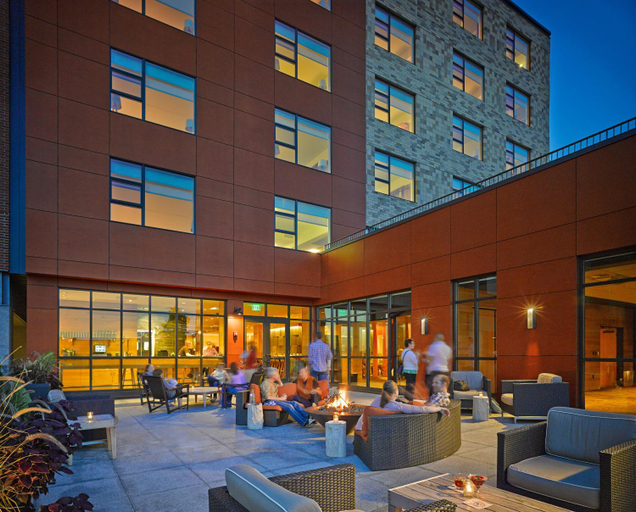 Food & Drinks 5, Hotel Vermont, Chittenden