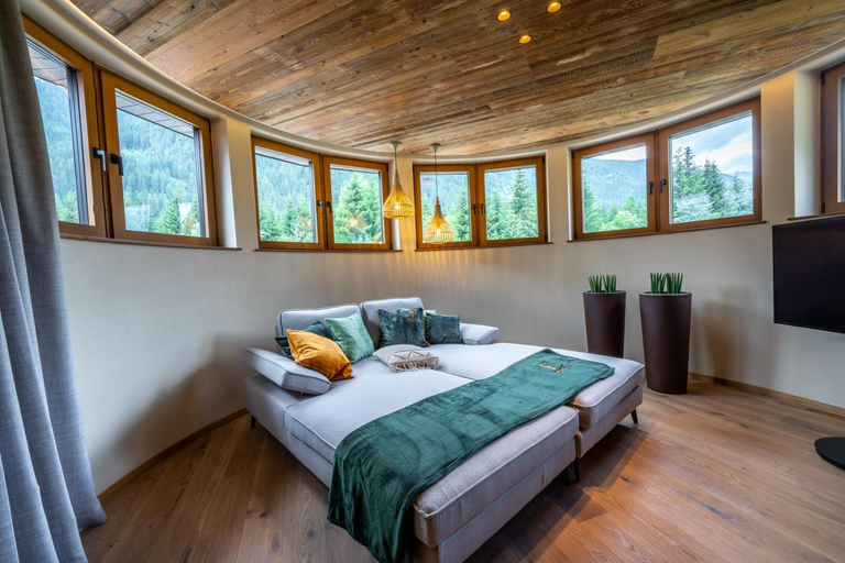 Bedroom 3, FONTIS luxury spa lodge, Bolzano