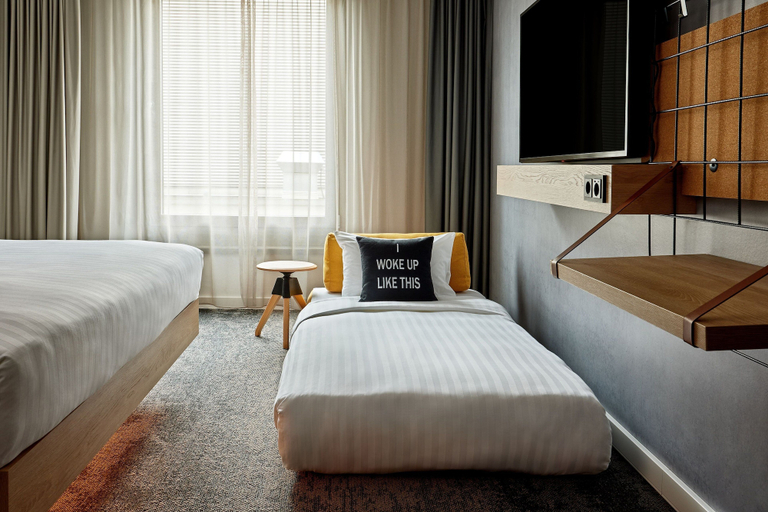 Bedroom 3, Moxy Bochum, Bochum
