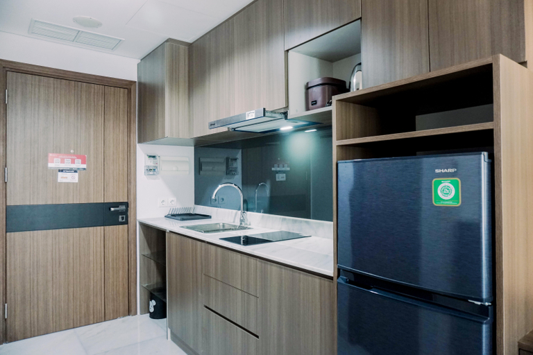 Others 3, Homey and Comfortable 1BR at The Smith Alam Sutera Apartment By Travelio, Tangerang