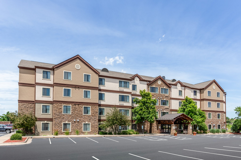 Exterior & Views 3, Staybridge Suites DAVENPORT, Scott