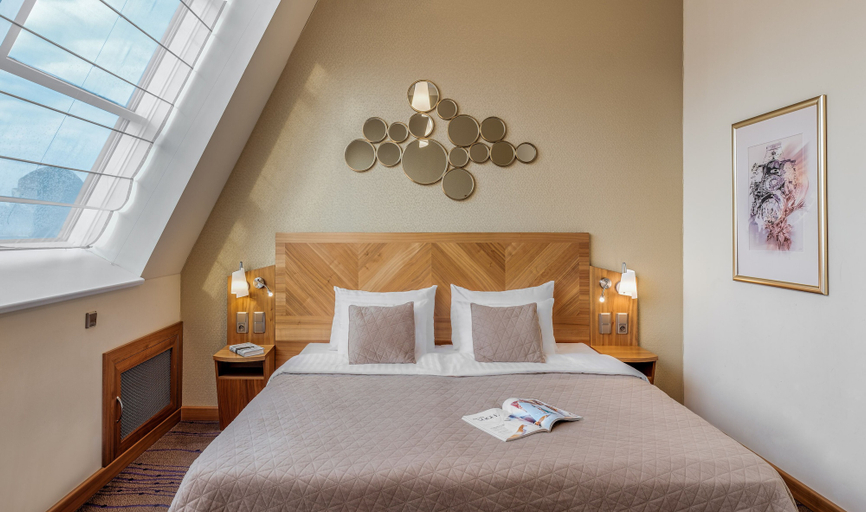 Bedroom 2, Crown Palace Apartments by Adrez, Praha 1
