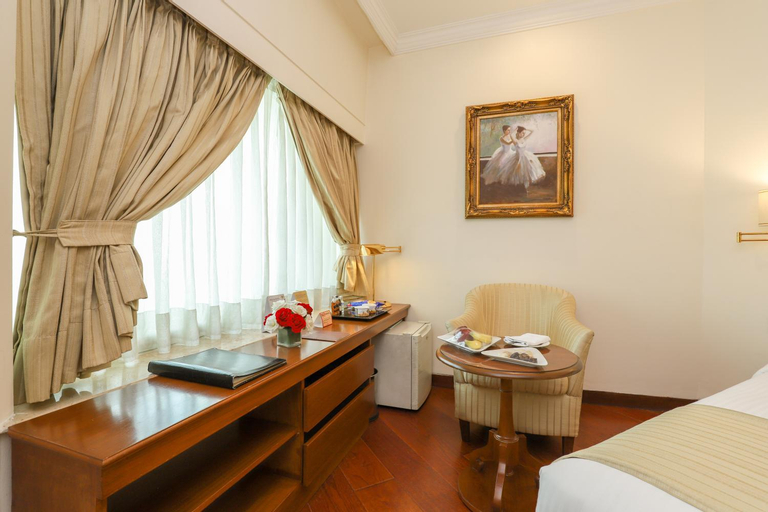 Bedroom 12