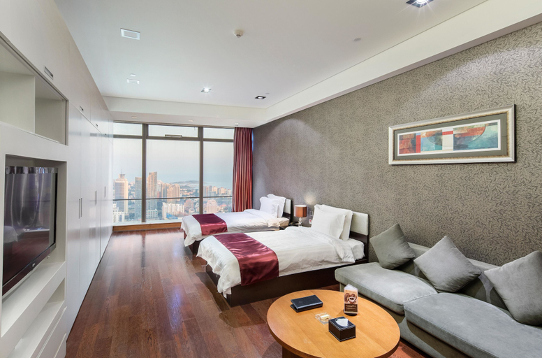 Bedroom 4, Grand Madison Qingdao Harbour-view Central, Qingdao