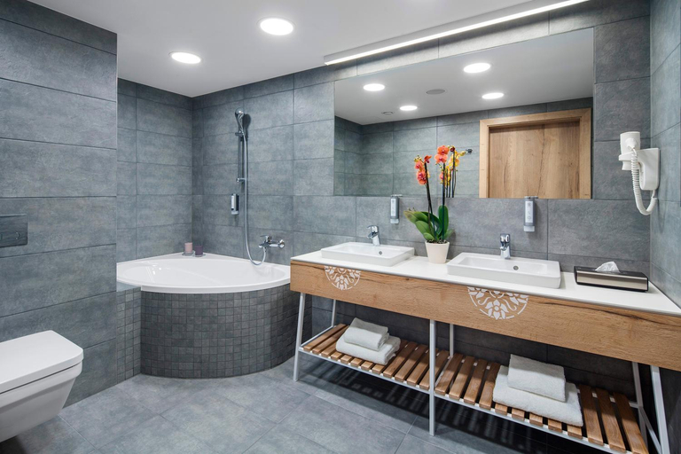 Bathroom 5, Hotel Aquarion (Dobry Hotel) PO, Tatra