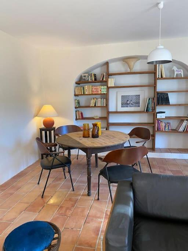 Others 5, le Nomade en Provence, Drôme