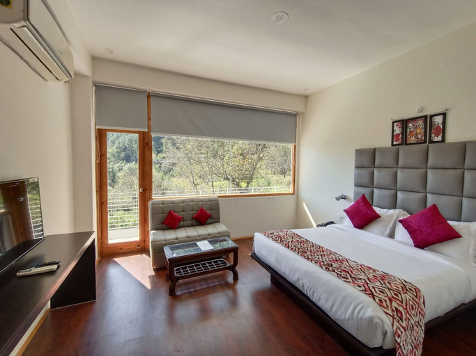 Bedroom 3, Gezellig Inn Oasis, Kullu