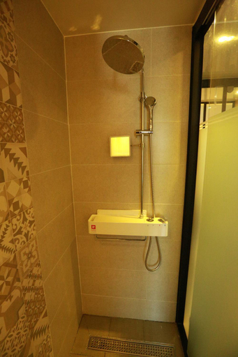 Bathroom 4, Noel Business Hotel, Haeundae