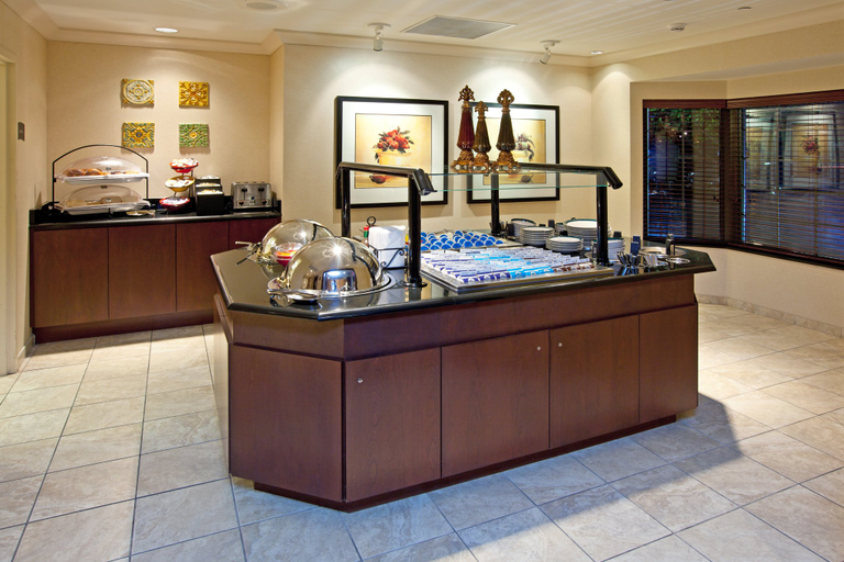 Food & Drinks 5, Staybridge Suites INDIANAPOLIS DOWNTOWN-CONV CTR, Marion