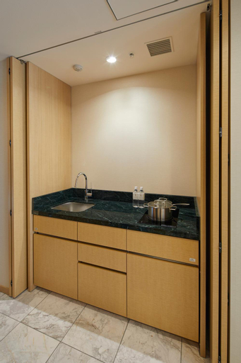 Dining Room 24