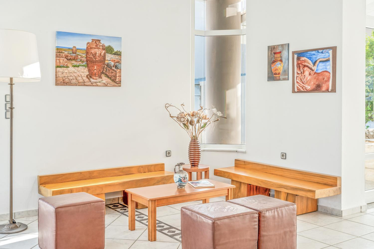 Public Area 3, Maria Rousse, Crete