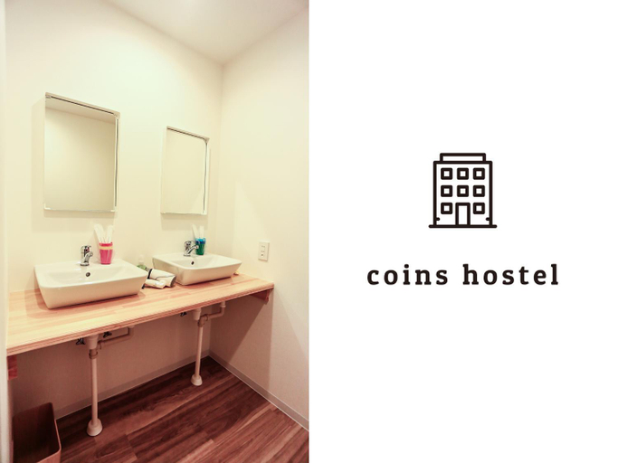 Bathroom 3, coins hostel tenjin, Fukuoka