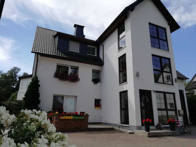 Modern holiday home idyllic setting with terrace, Hochsauerlandkreis