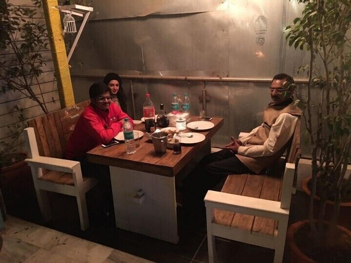 Food & Drinks 4, The White Klove, Delhi