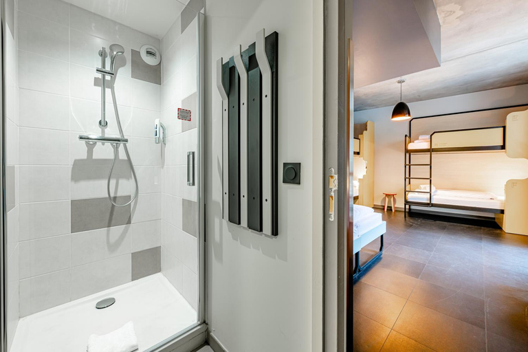 Bedroom, MEININGER Hotel Bordeaux Gare Saint-Jean, Gironde