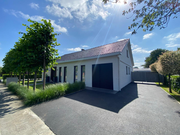 Others 3, B&B 't zwart peird, West-Vlaanderen