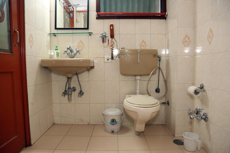 Bathroom 3, Hotel Jyoti, Bhopal