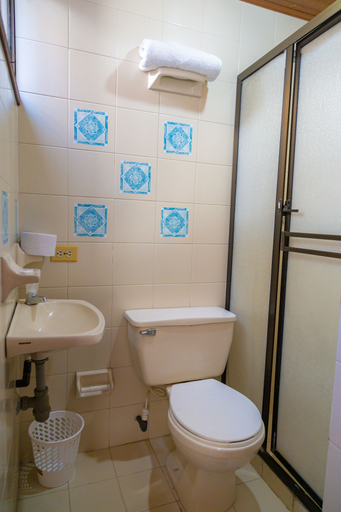 Bathroom 4, Oresca Hostel, Cartagena de Indias