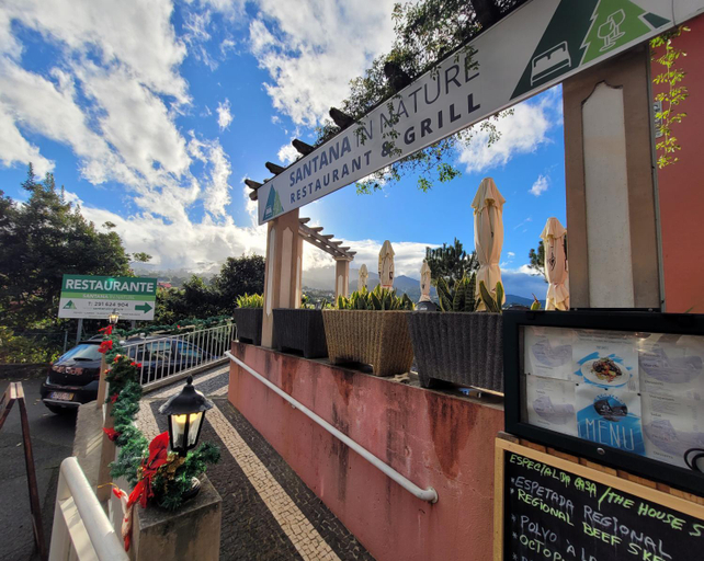 Food & Drinks