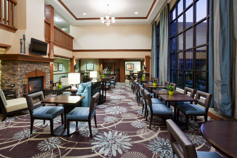 Food & Drinks 4, Staybridge Suites MPLS-MAPLE GROVE/ARBOR LAKES, Hennepin