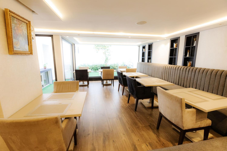 Food & Drinks 5, Windsor Hotel City Center, Casablanca