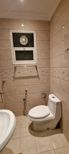 Bathroom 2, مارين سويت السويدي للشقق المخدومة - Marin suite Al-suidi serviced apartments, Riyadh