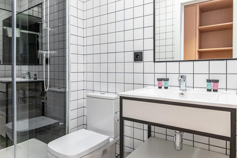 Bathroom 2, Residencia Universitaria Resa Malaga Centro, Málaga