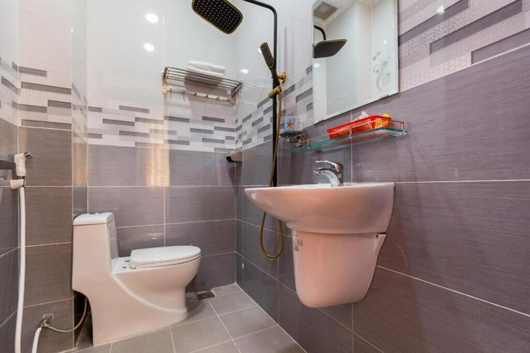 Bathroom, Sao Mai Hotel - by Bay Luxury, District 12
