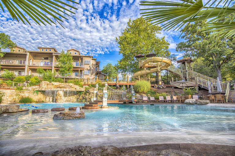 Exterior & Views 1, Still Waters Resort, Stone