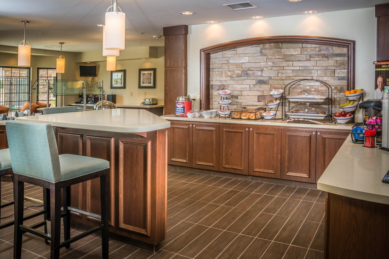Food & Drinks 5, Staybridge Suites PHOENIX - CHANDLER, Maricopa