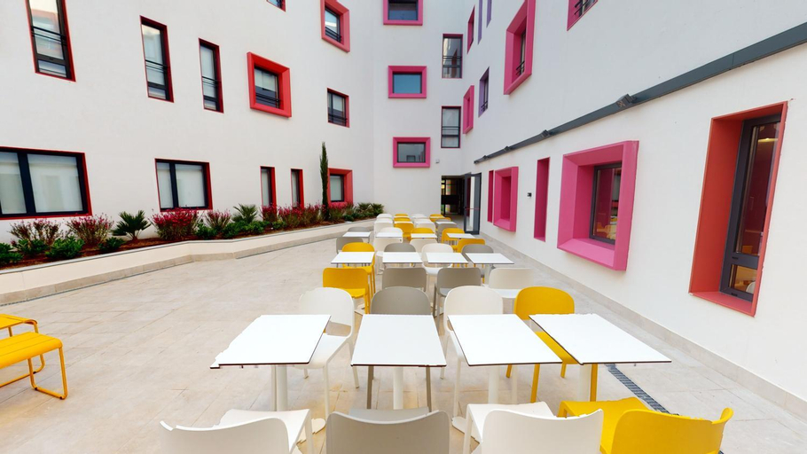 Others 5, Residencia Universitaria Resa Malaga Centro, Málaga