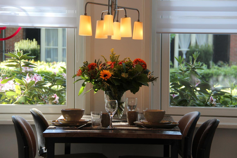 Others 4, B&B de Dorpsdokter, Tilburg