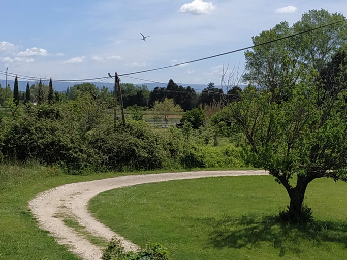 Others 5, La ferme des Escampades, Vaucluse