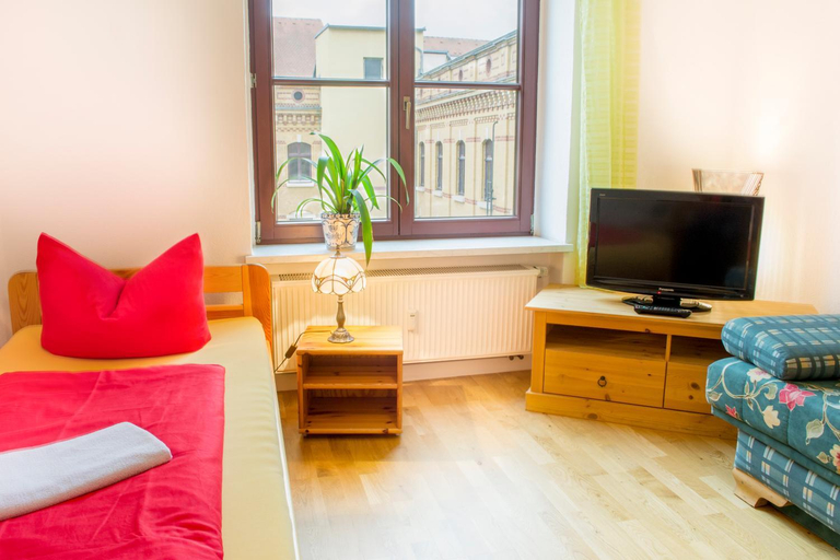 Bedroom 4, Gwuni Mopera B&B, Leipzig