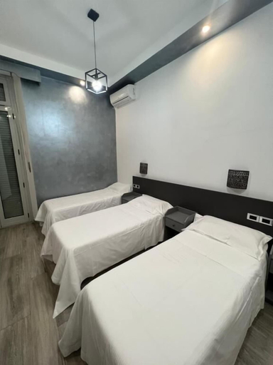 Bedroom 2, Hotel Ferrucci, Torino