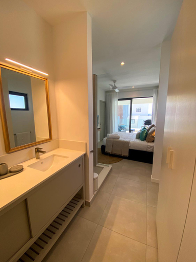 Bathroom, Eastern Blue - Sea View Luxury Apartment, Flacq
