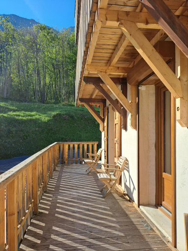 Others 2, Auberge du Glandon, Savoie