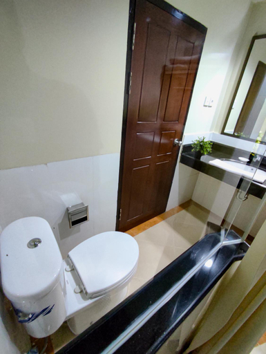 Bathroom 5, Crystal City Hotel, Lombok
