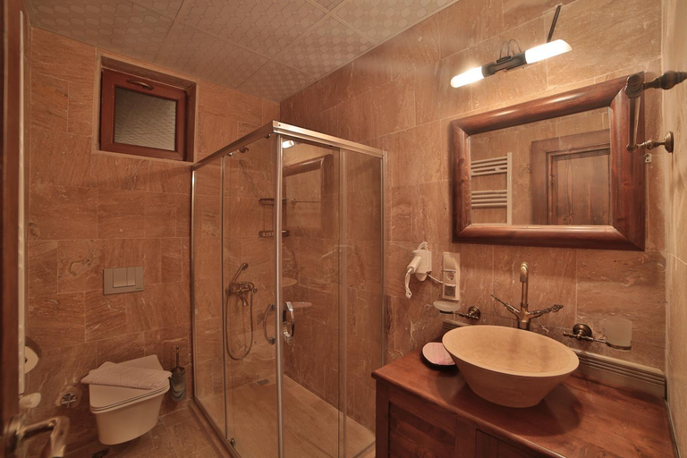 Bathroom 5, Caravanserai Inn Hotel, Nevşehir